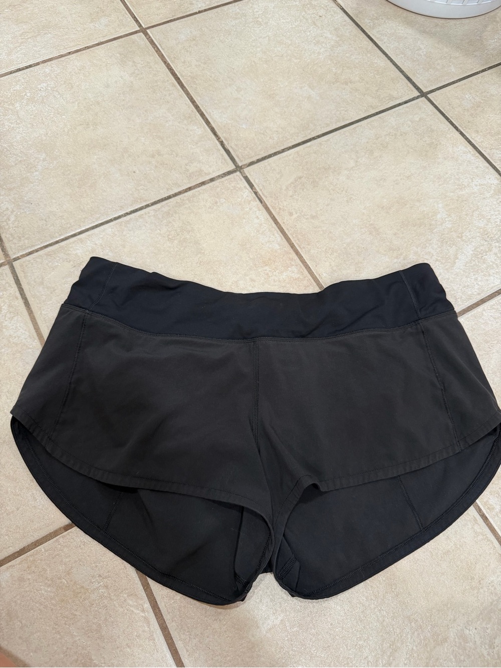 Lululemon Speed Short 2.5”